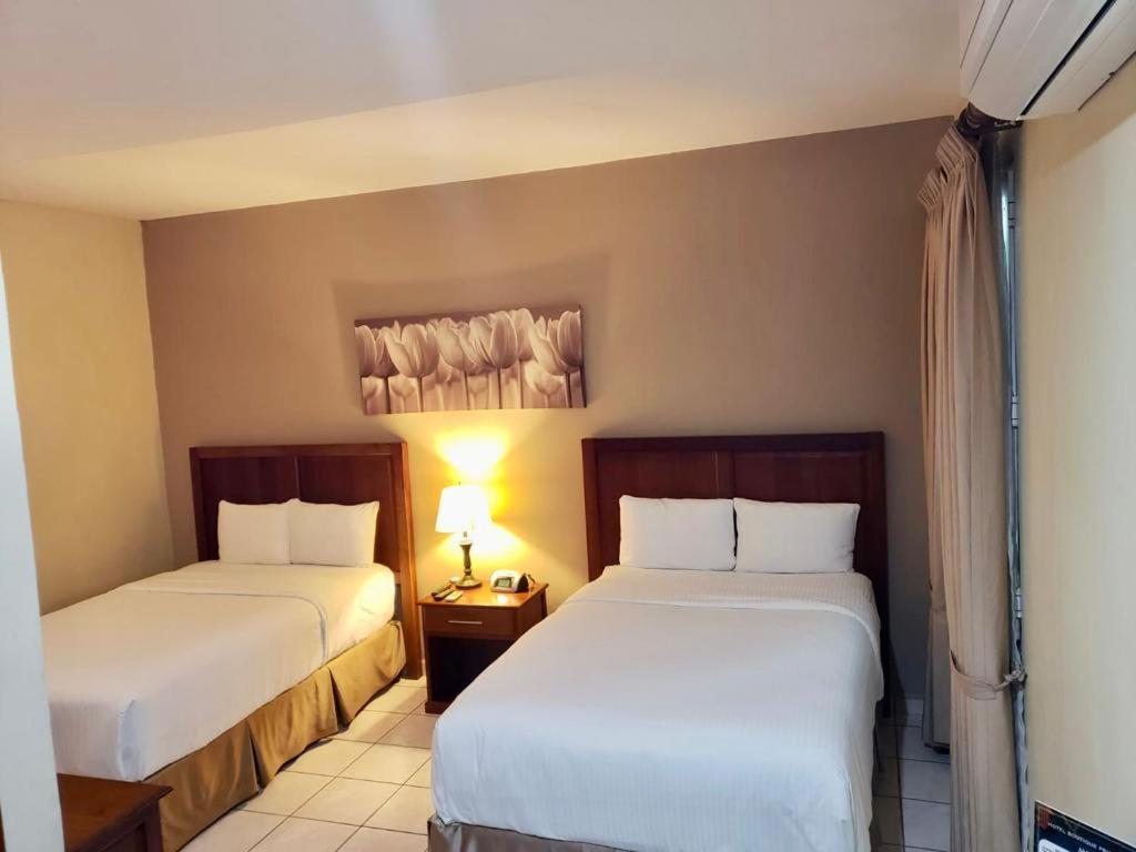 Hotel Primavera Boutique 圣佩德罗苏拉 外观 照片